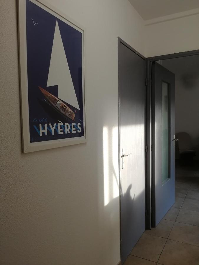 Studio Climatise Dans Residence Avec Piscine Et Tennis Hyères Eksteriør bilde