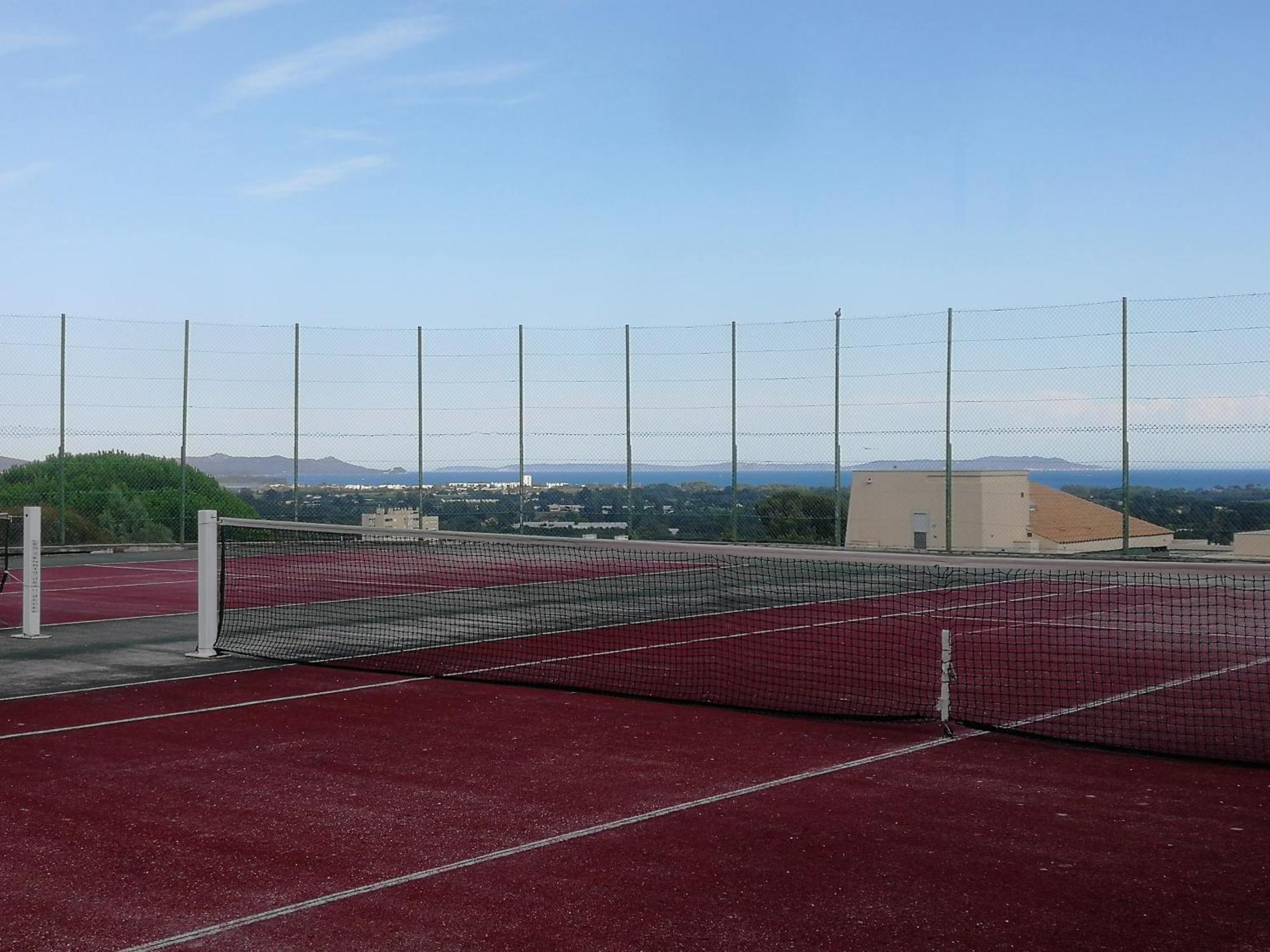Studio Climatise Dans Residence Avec Piscine Et Tennis Hyères Eksteriør bilde