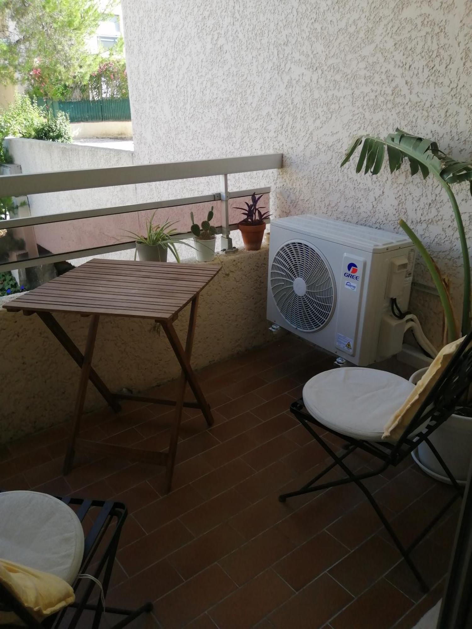 Studio Climatise Dans Residence Avec Piscine Et Tennis Hyères Eksteriør bilde